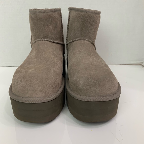 New UGG Sz 11 Classic Mini Platform Smoke Plume Gray Suede Short Boots Booties
